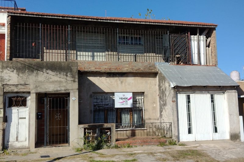 Casas y galpon