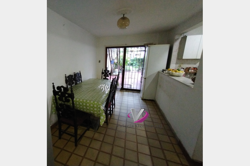 Casas y galpon