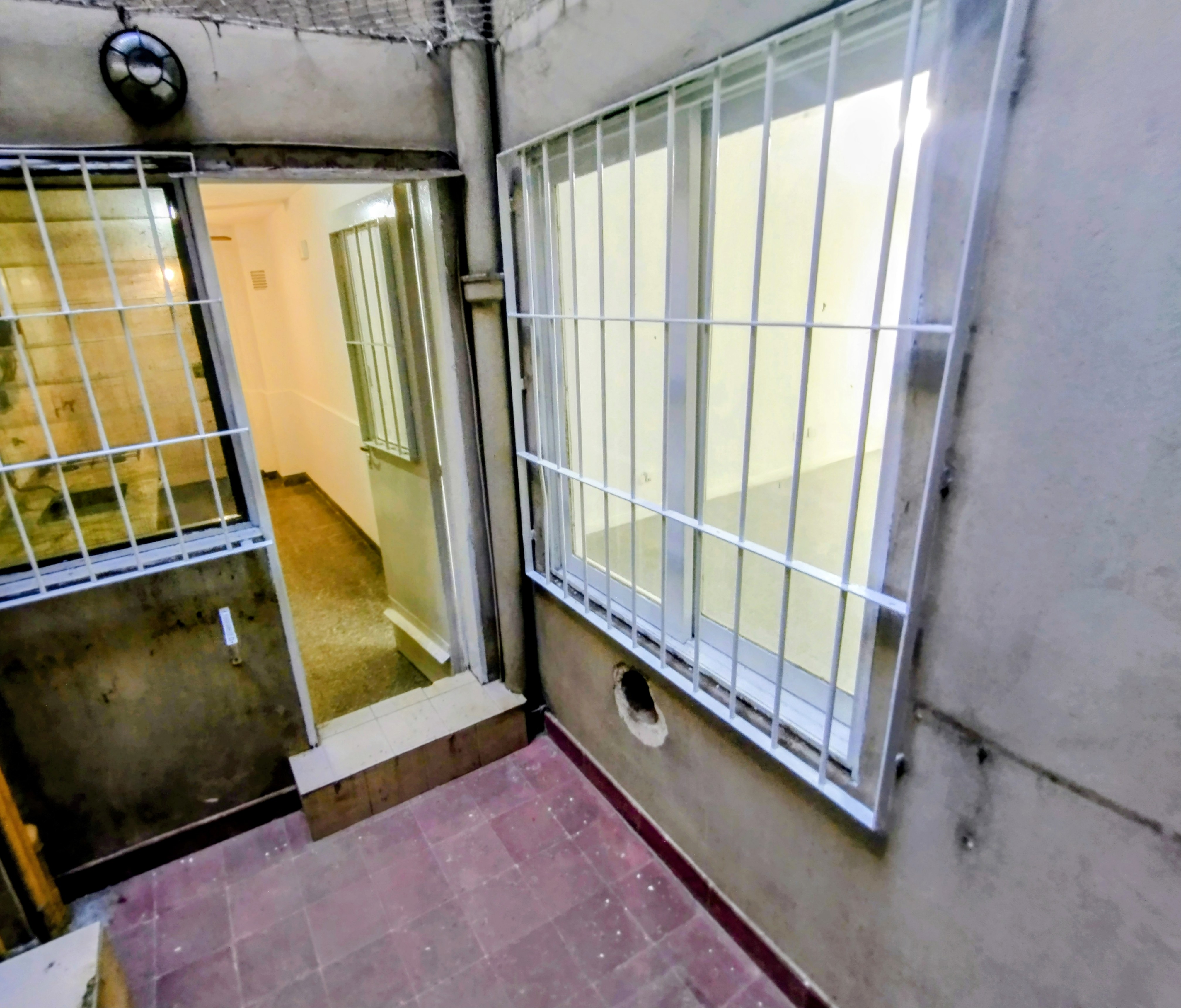 Departamento centrico con dos patios