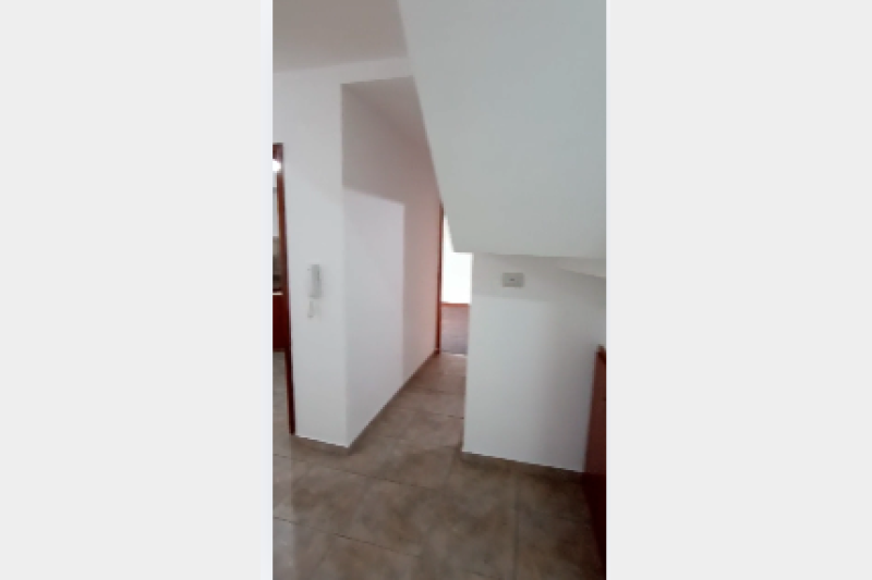 Depto 3 ambientes con cochera