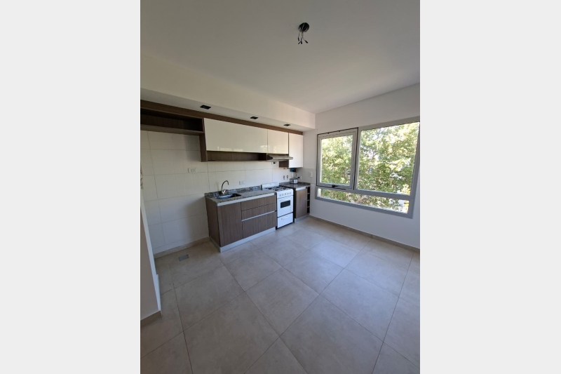 Departamento 2 ambientes con cochera