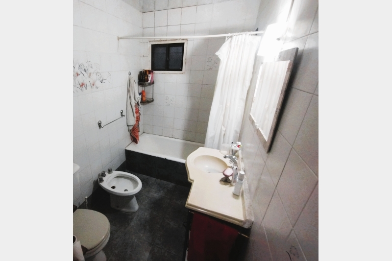 Casa 5 ambientes Quilmes