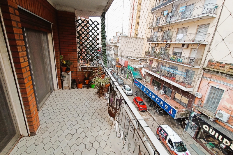 Departamento piso 4 ambientes Quilmes centro
