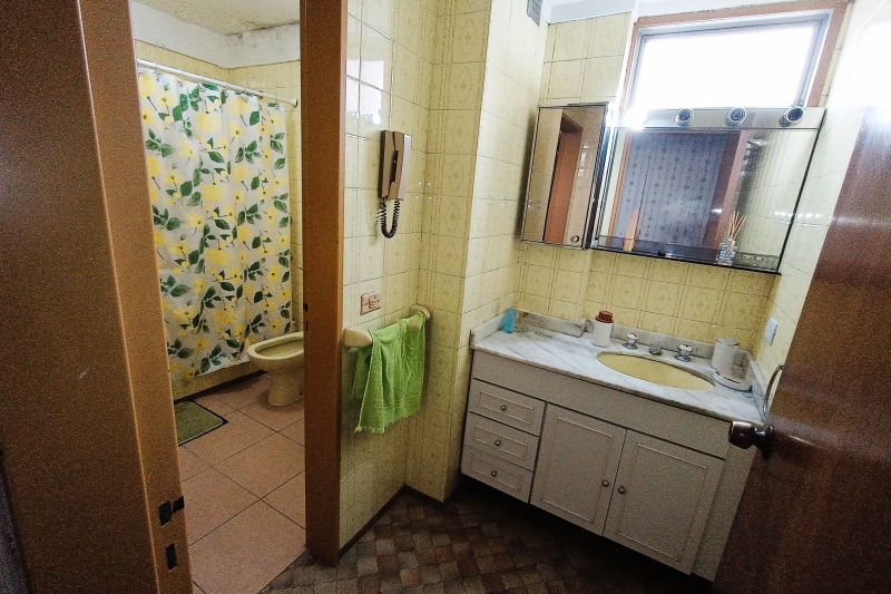 Departamento piso 4 ambientes Quilmes centro